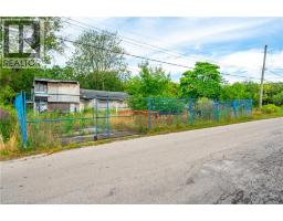 74 BEST Avenue, Dundas, Ontario