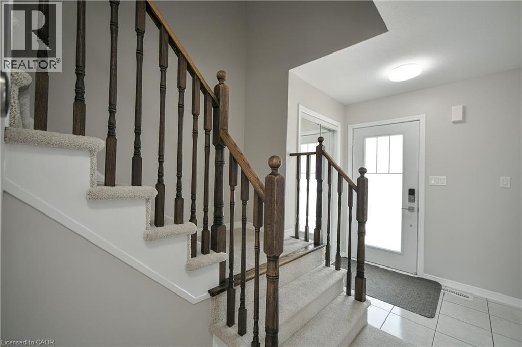 110 Arnold Marshall Boulevard, Caledonia, Ontario  N3W 0B9 - Photo 6 - 40805417