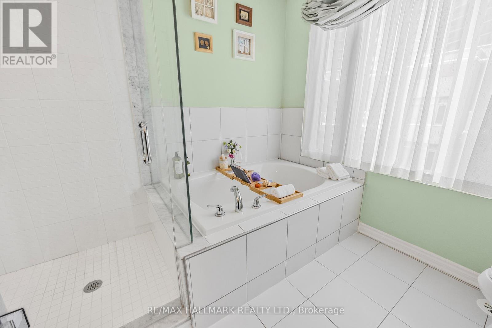 44 - 26 Applewood Lane, Toronto, Ontario  M9C 0C1 - Photo 28 - W12793304