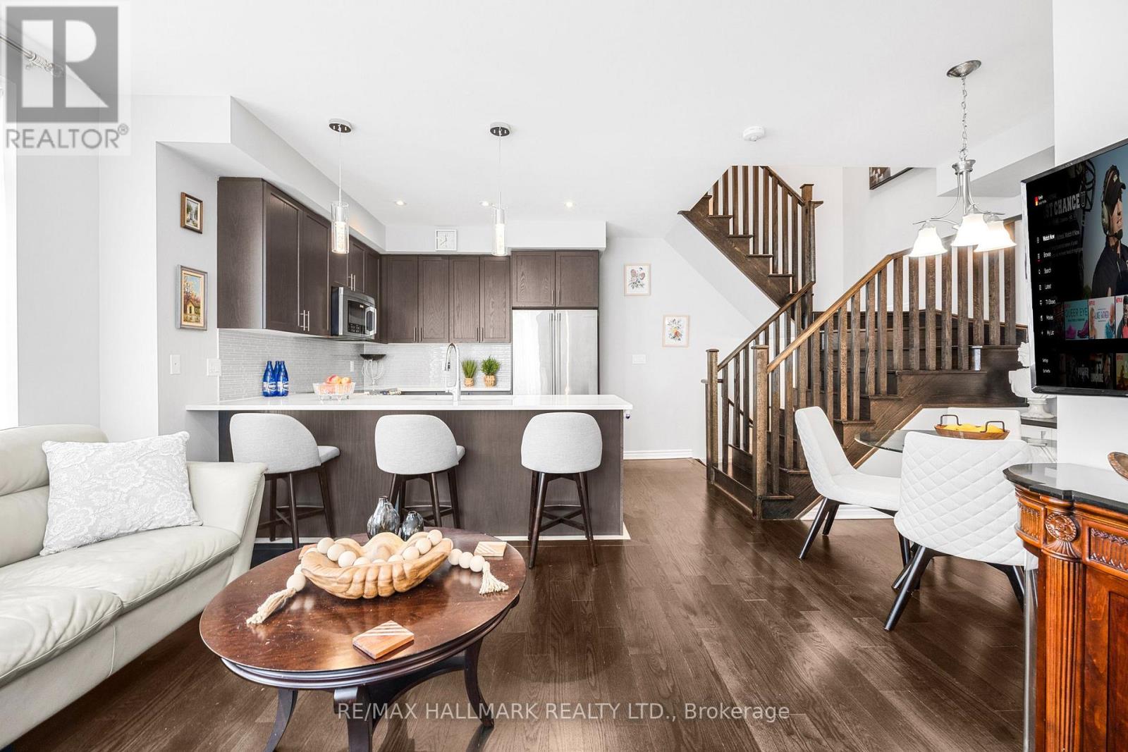 44 - 26 Applewood Lane, Toronto, Ontario  M9C 0C1 - Photo 7 - W12793304