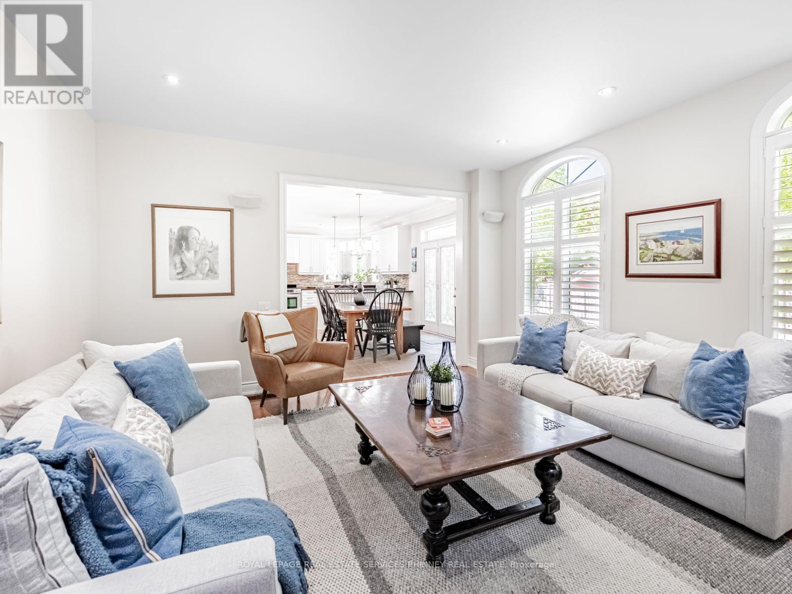 130 Innville Crescent, Oakville, Ontario  L6L 0B8 - Photo 9 - W12793306