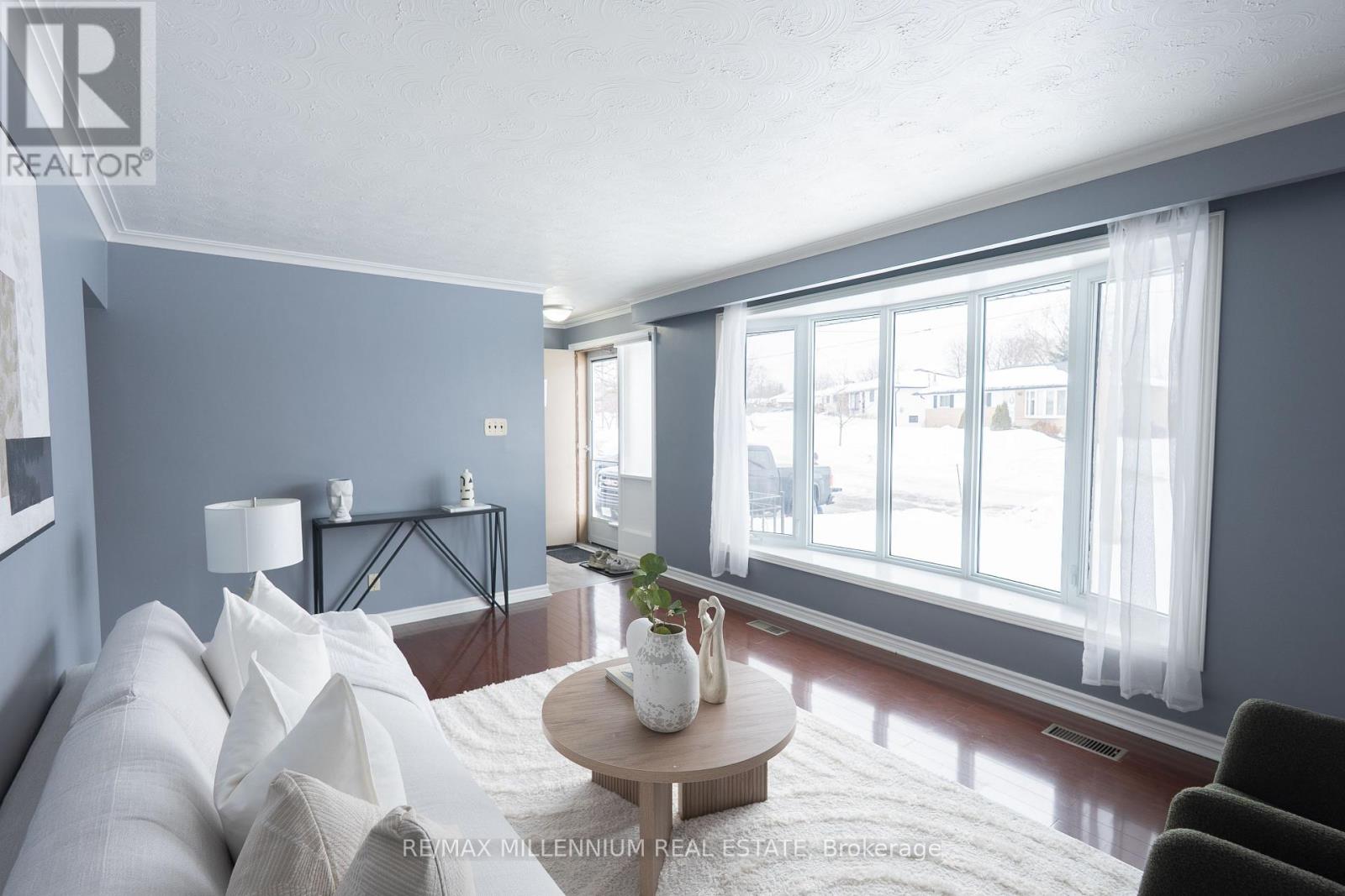 50 Stevens Crescent, Halton Hills, Ontario  L7G 1B6 - Photo 22 - W12793322