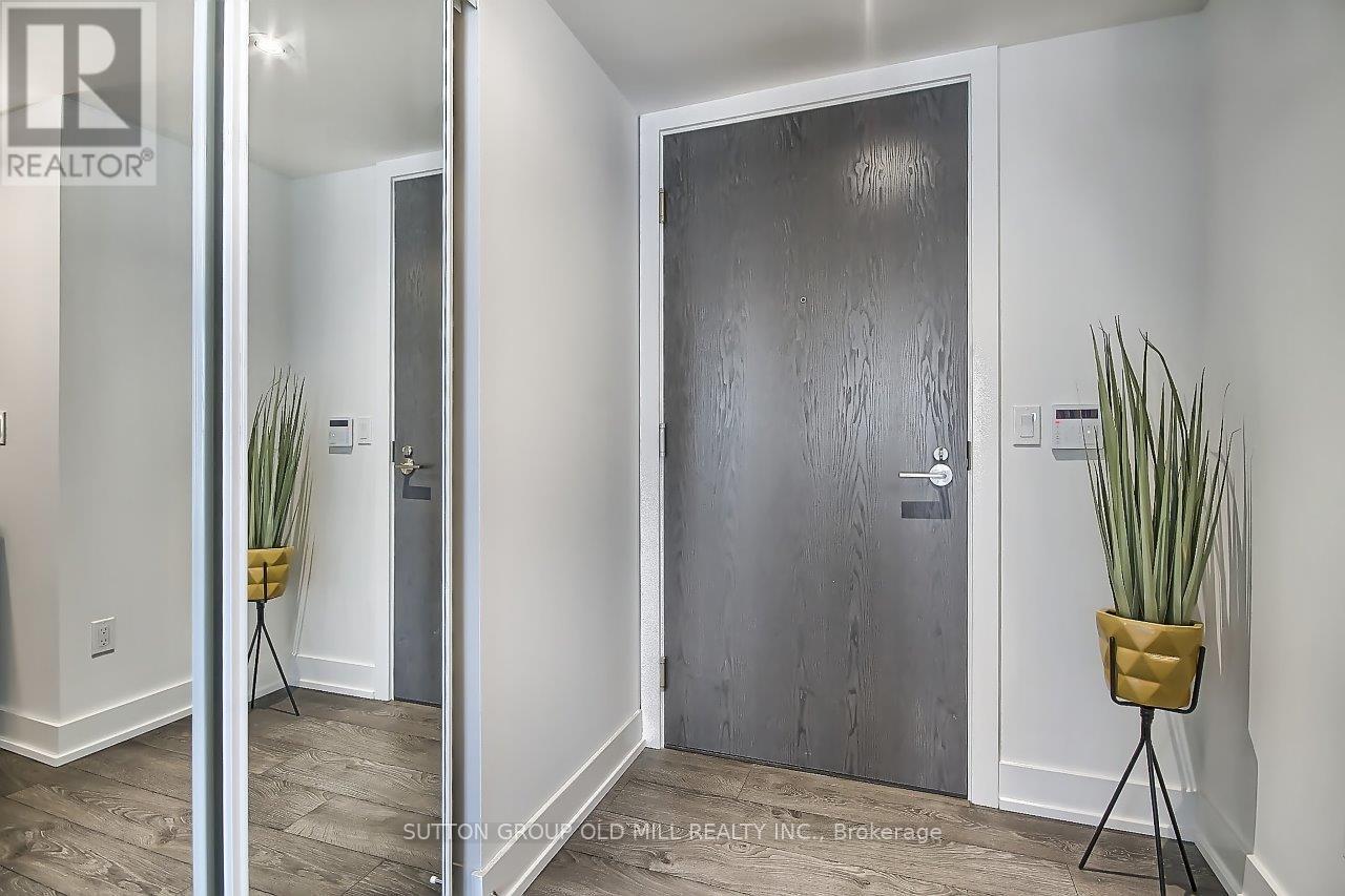 1403 - 7 Mabelle Avenue, Toronto, Ontario  M9A 4X7 - Photo 5 - W12793332