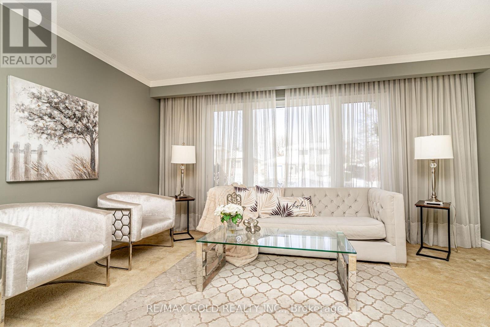 29 Chesterfield Road, Brampton, Ontario  L6W 1L2 - Photo 14 - W12793356