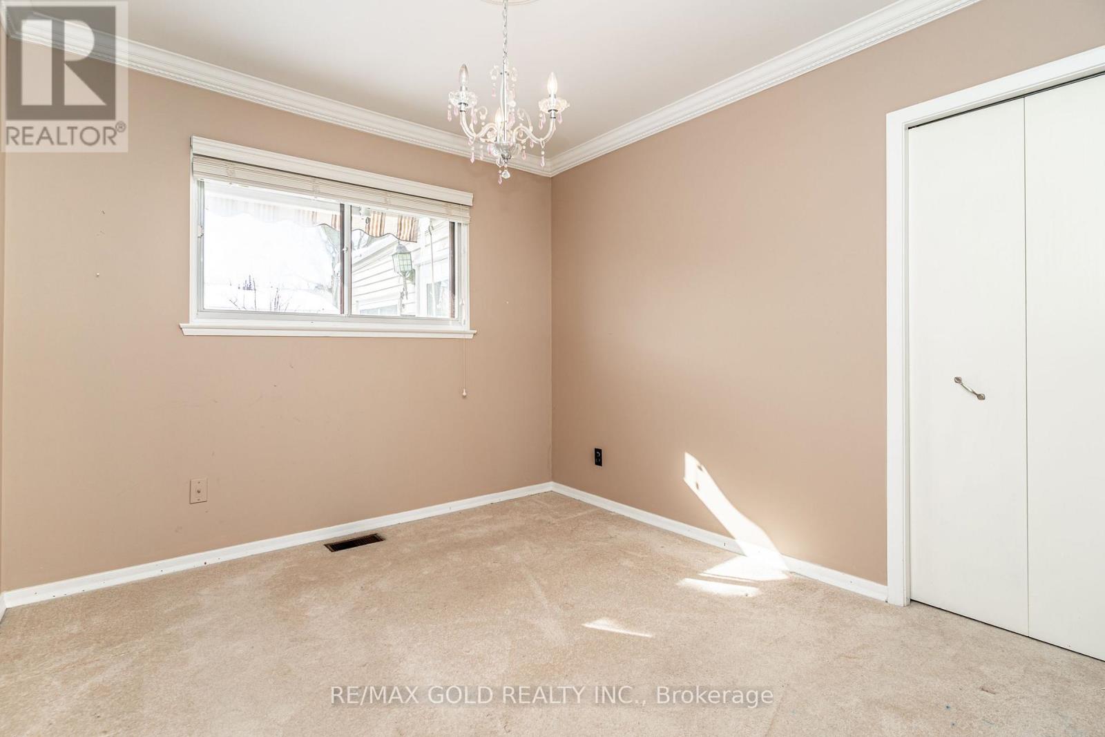 29 Chesterfield Road, Brampton, Ontario  L6W 1L2 - Photo 30 - W12793356