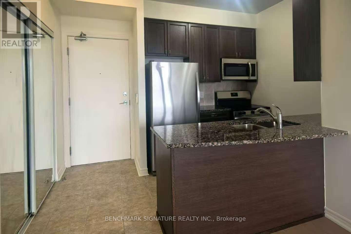 1102 - 2391 Central Park Dr Drive, Oakville, Ontario  L6H 0E4 - Photo 2 - W12793362