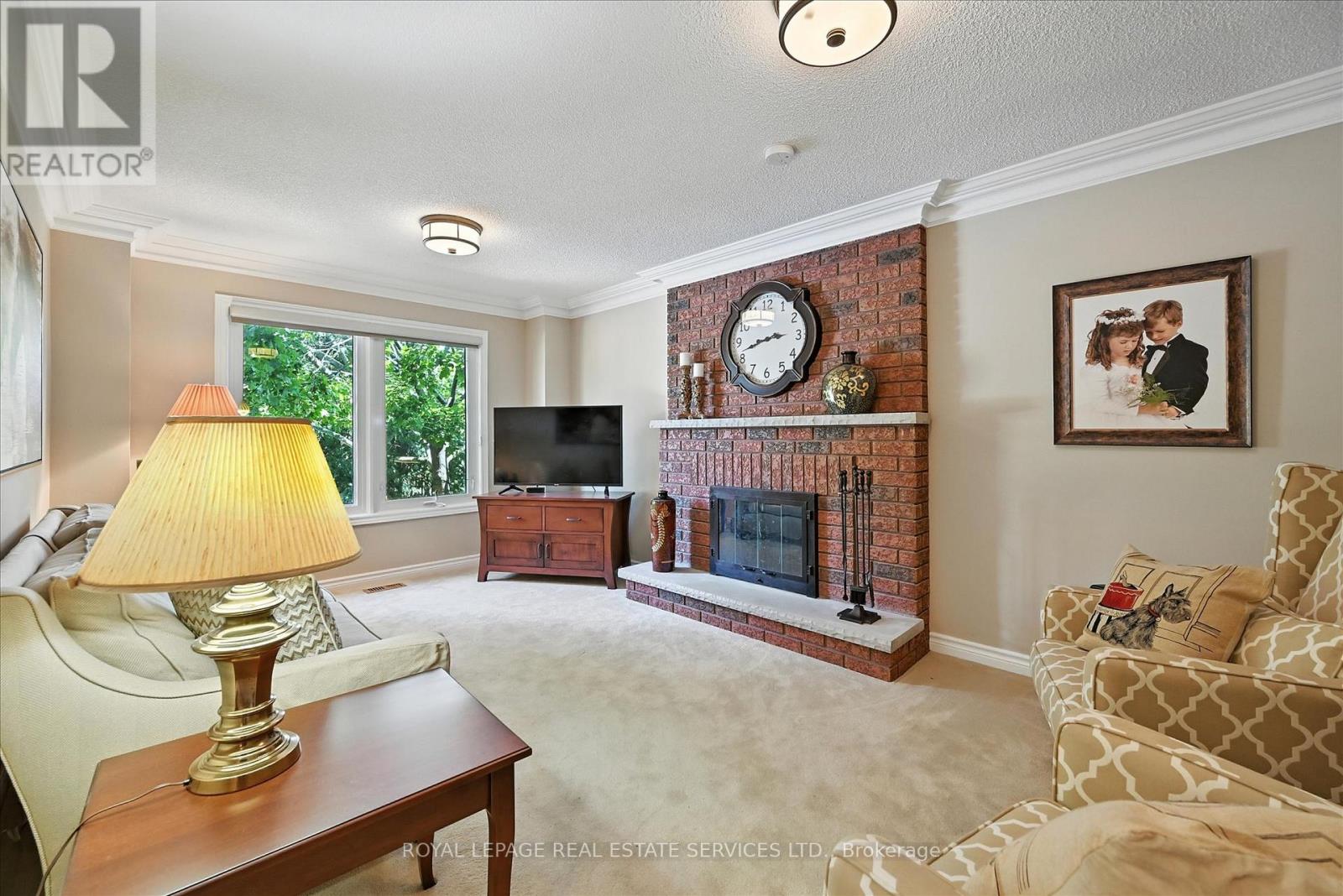 44 Inverhuron Trail, Oakville, Ontario  L6H 5Z7 - Photo 17 - W12793398