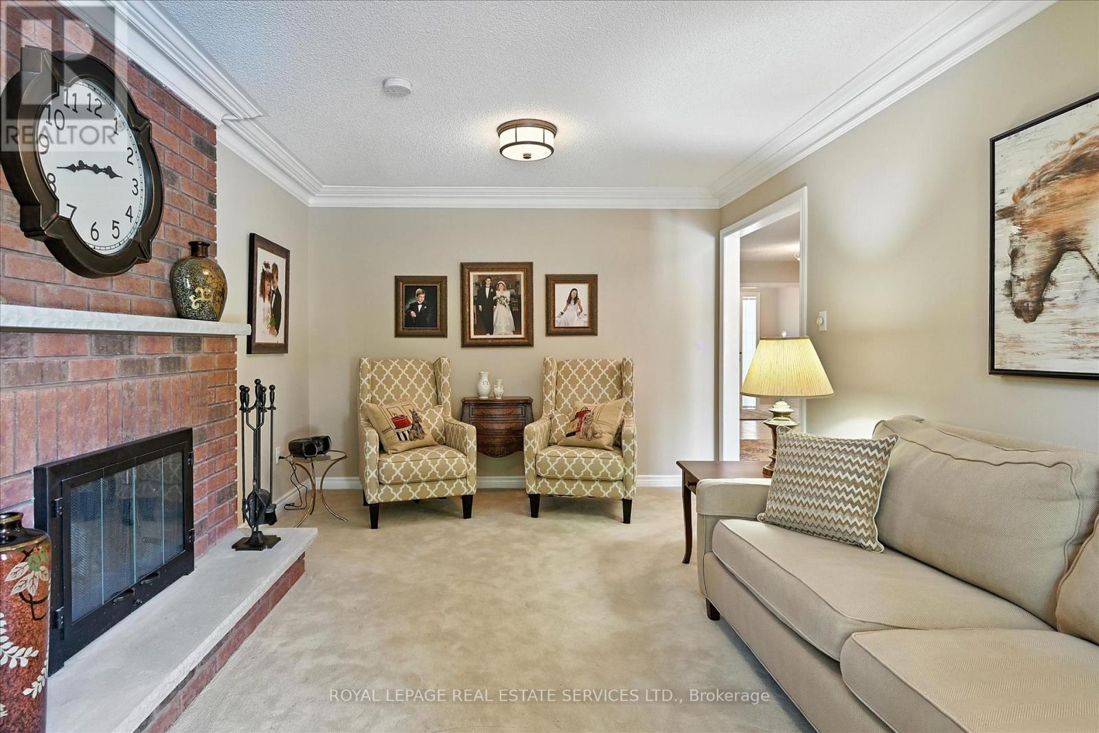 44 Inverhuron Trail, Oakville, Ontario  L6H 5Z7 - Photo 18 - W12793398