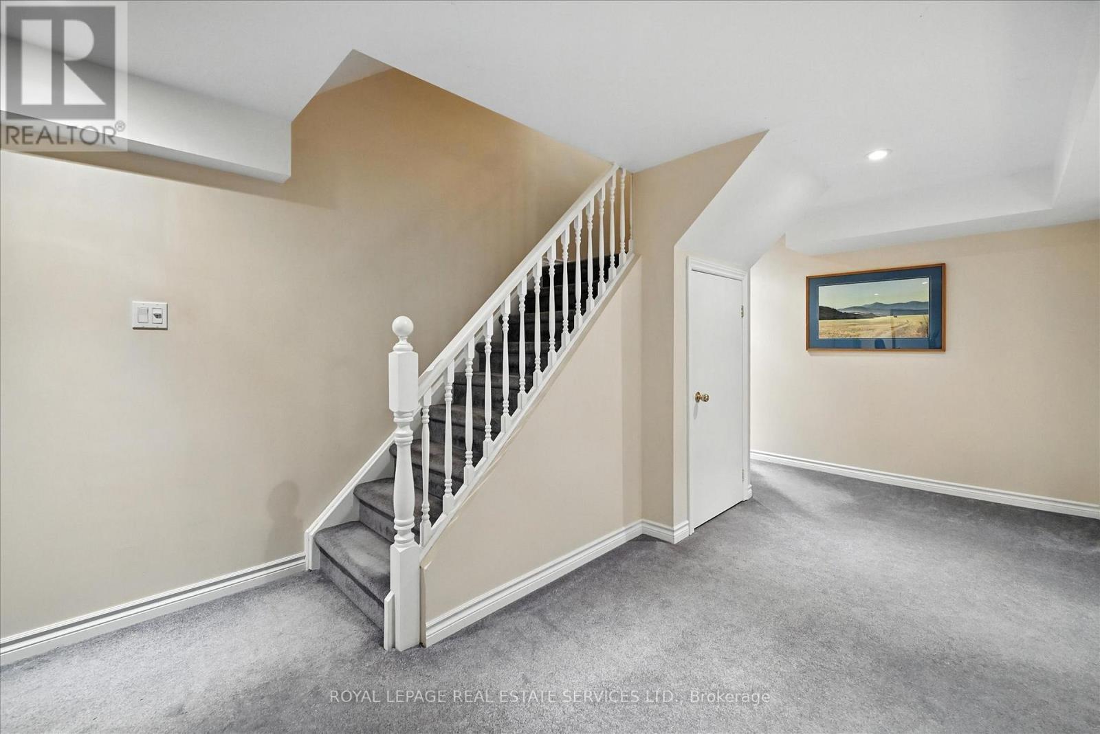 44 Inverhuron Trail, Oakville, Ontario  L6H 5Z7 - Photo 33 - W12793398