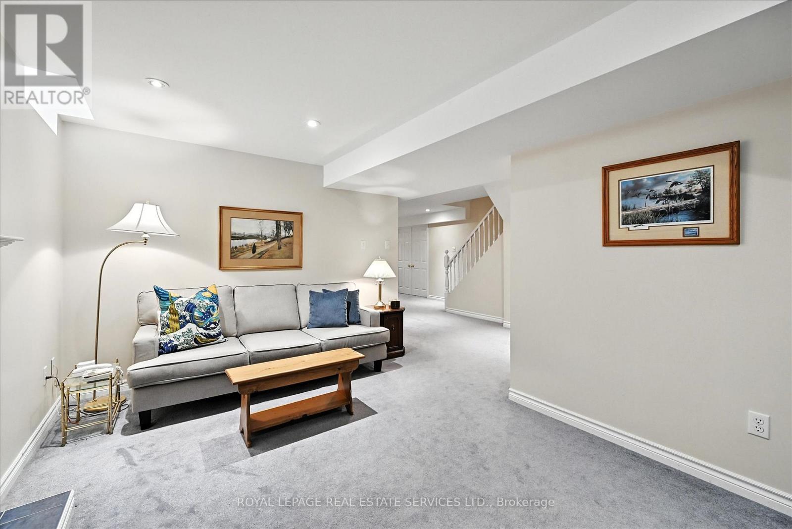 44 Inverhuron Trail, Oakville, Ontario  L6H 5Z7 - Photo 37 - W12793398