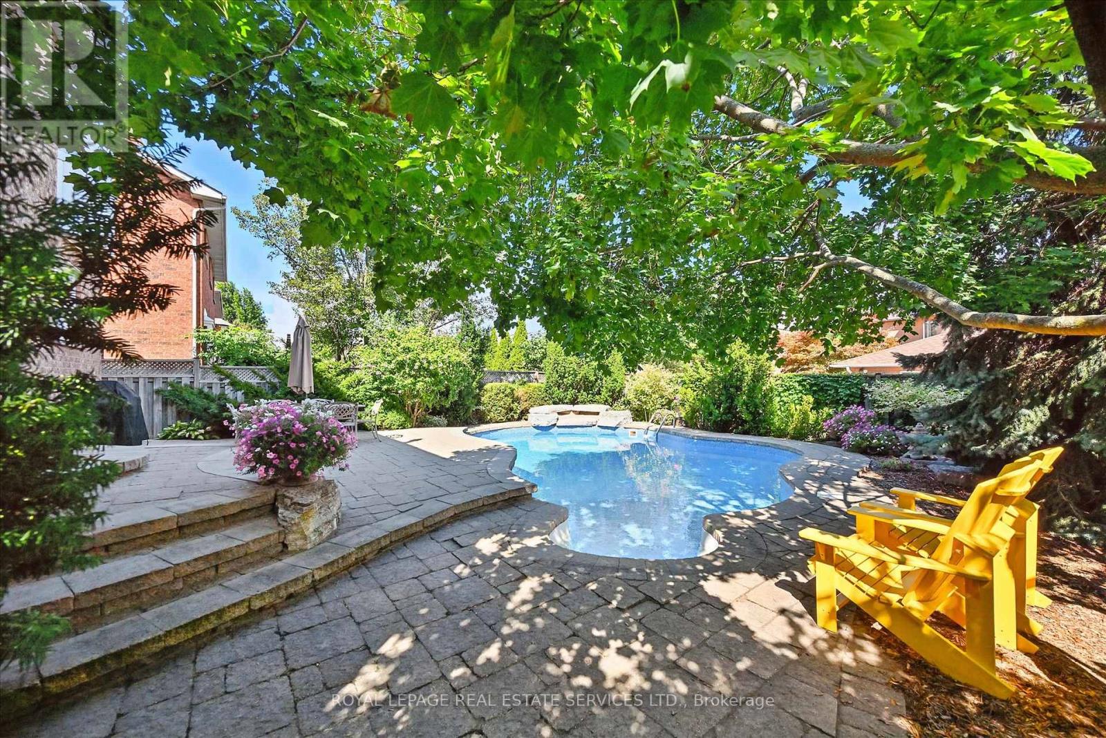 44 Inverhuron Trail, Oakville, Ontario  L6H 5Z7 - Photo 42 - W12793398