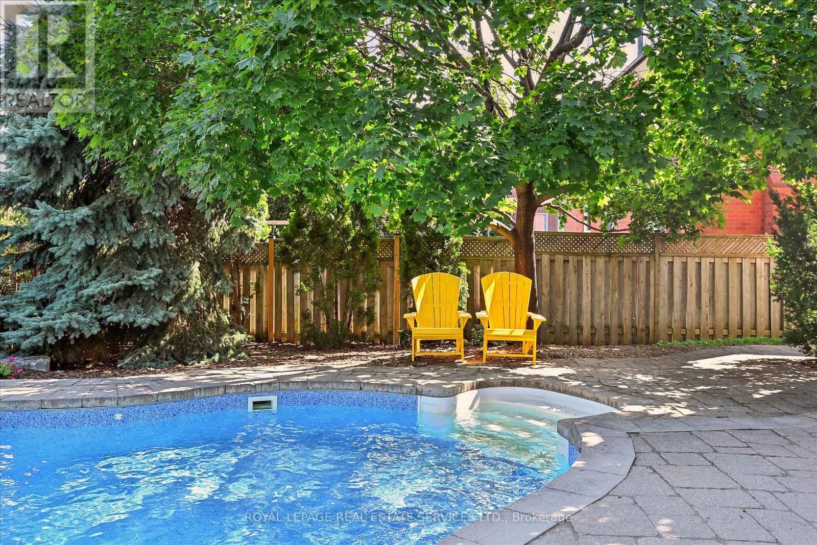 44 Inverhuron Trail, Oakville, Ontario  L6H 5Z7 - Photo 49 - W12793398