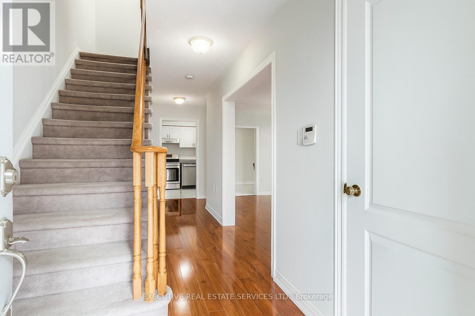 95 Yellow Brick Road, Brampton, Ontario  L6V 4K7 - Photo 8 - W12793426