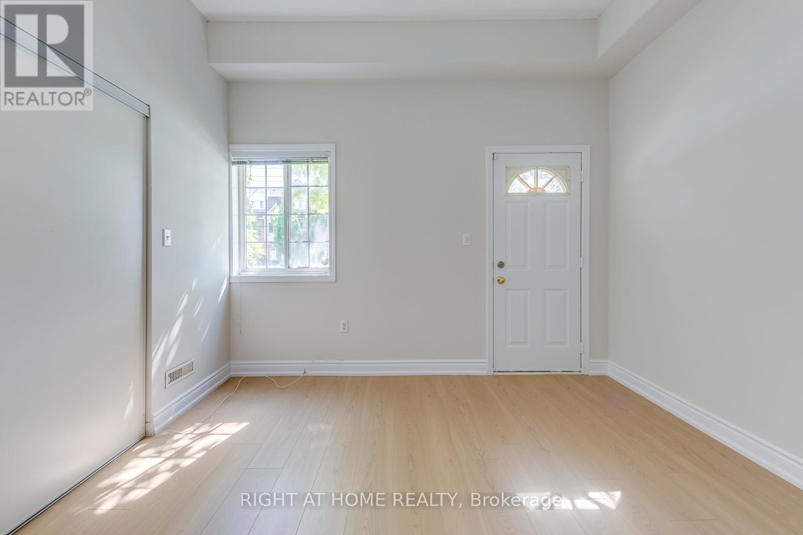 14 - 4991 Rathkeale Road, Mississauga, Ontario  L5V 2G9 - Photo 4 - W12793432