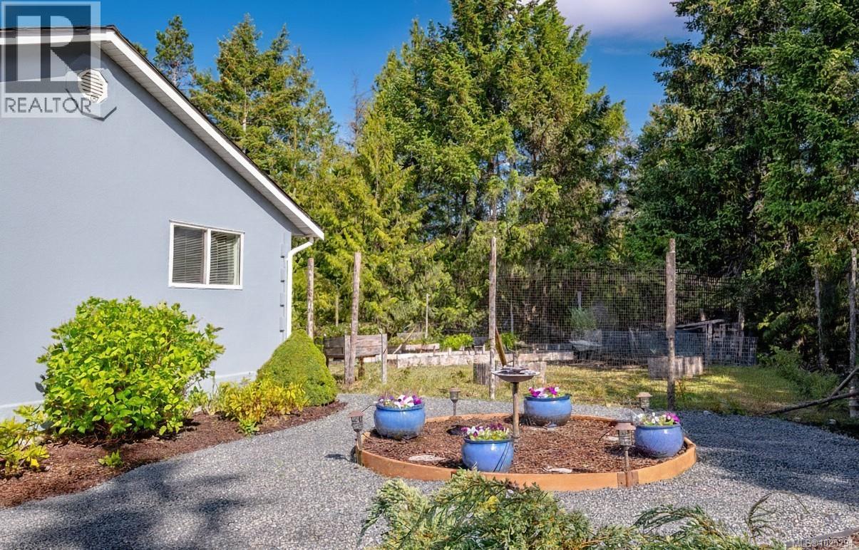 1356 Meadowood Way, Qualicum Beach, British Columbia  V9K 2S4 - Photo 40 - 1025294