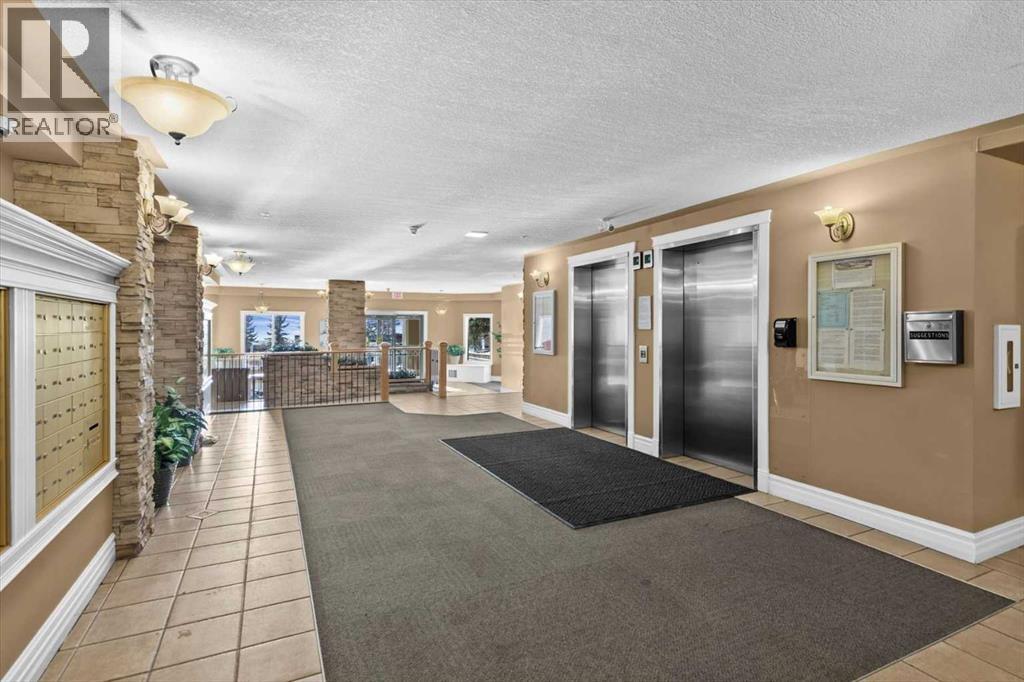 109, 345 Rocky Vista Park Nw, Calgary, Alberta  T3G 5K6 - Photo 24 - A2282267