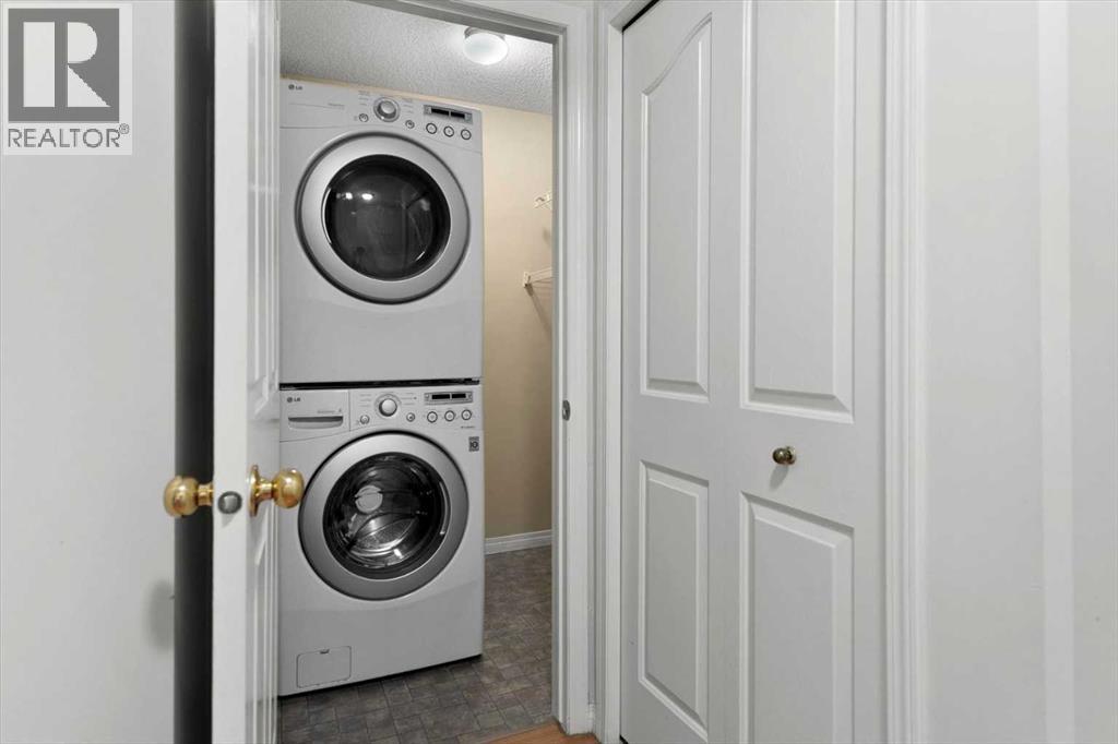 109, 345 Rocky Vista Park Nw, Calgary, Alberta  T3G 5K6 - Photo 14 - A2282267