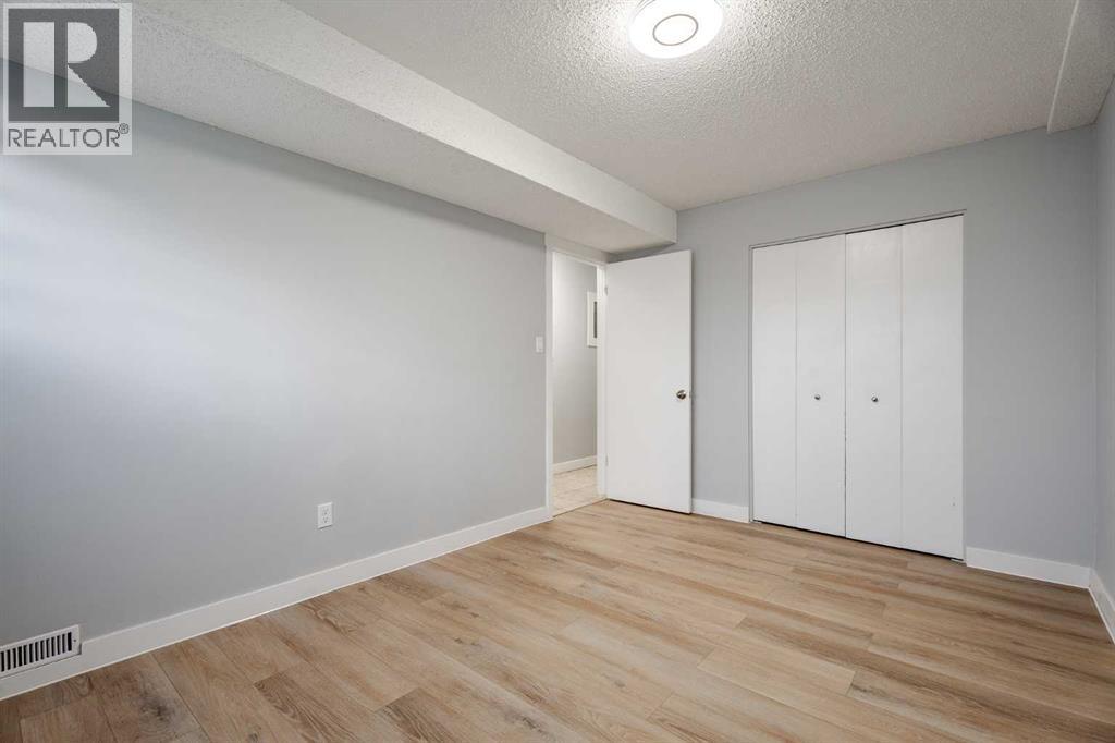 424 Sabrina Road Sw, Calgary, Alberta  t2w 1p9 - Photo 19 - A2282689