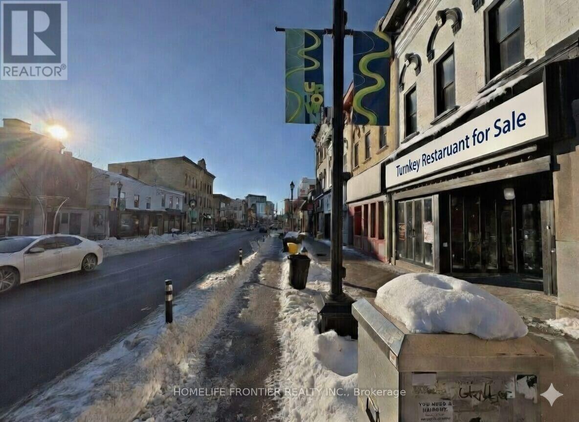 23 KING STREET N, Waterloo, Ontario