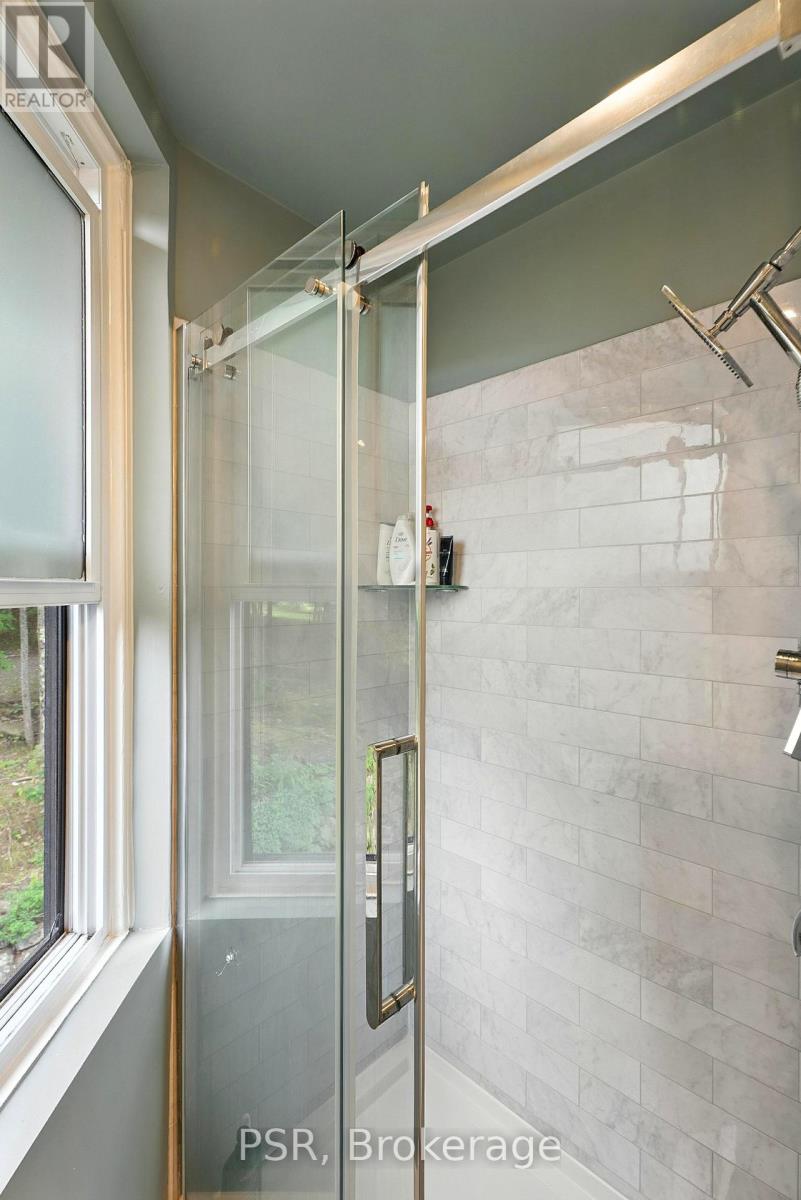 221 - 12 Bigwin Island, Lake Of Bays, Ontario  P0B 1A0 - Photo 17 - X12793402