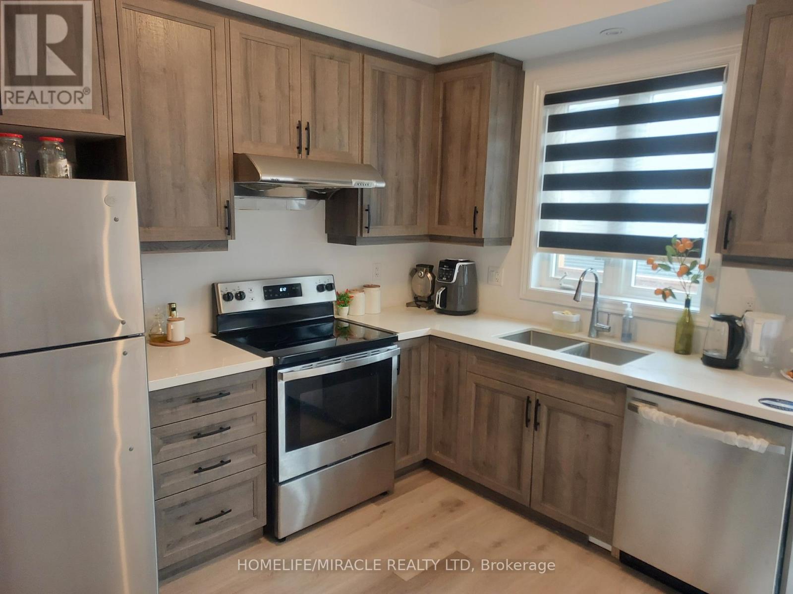 51 - 461 Blackburn Drive, Brantford, Ontario  N3T 0W9 - Photo 8 - X12793412