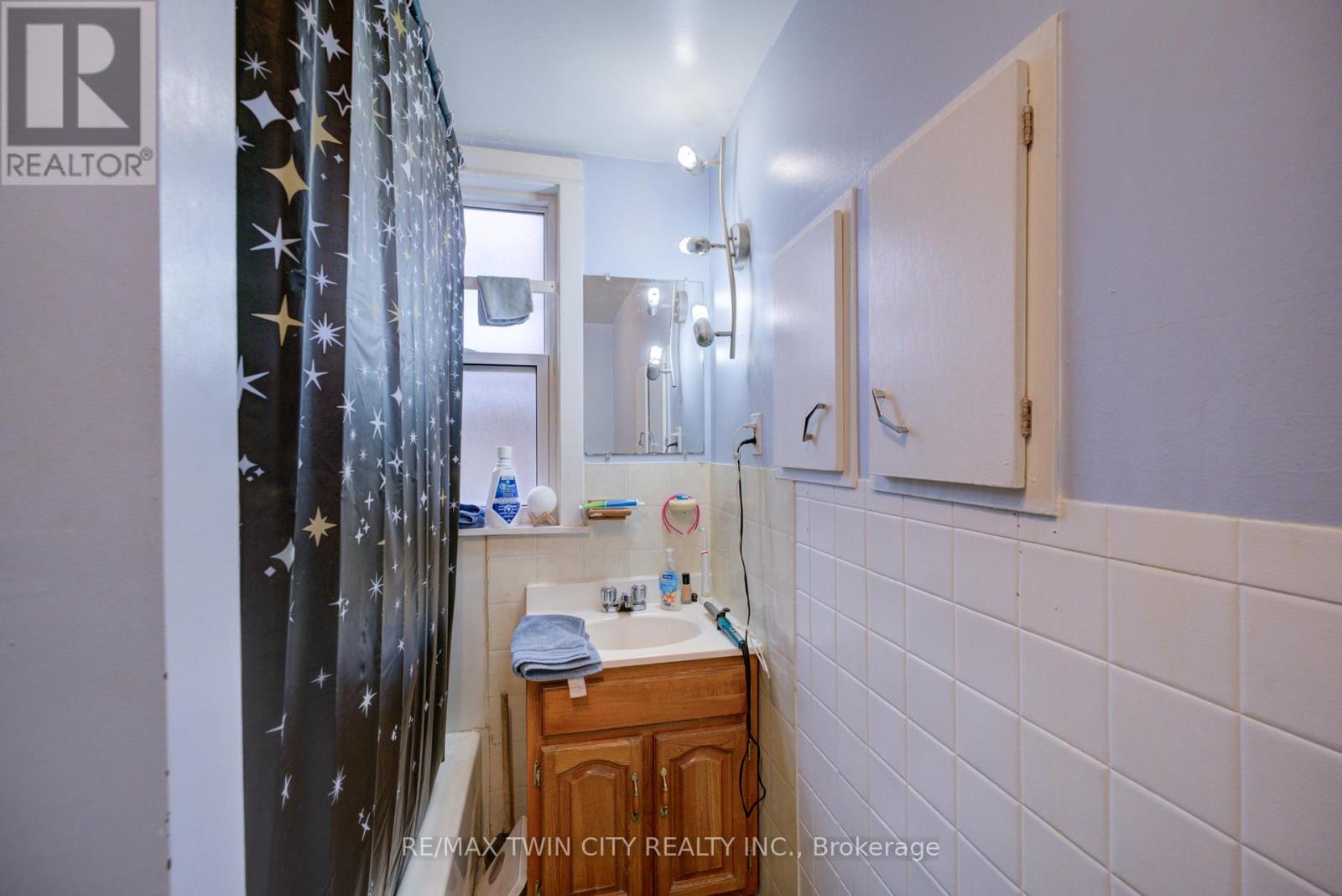 38 Nelson Street, Brantford, Ontario  N3T 2M8 - Photo 20 - X12793414