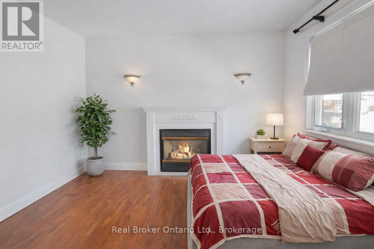 28 West 3rd Street, Hamilton, Ontario  L9C 3J7 - Photo 10 - X12793462