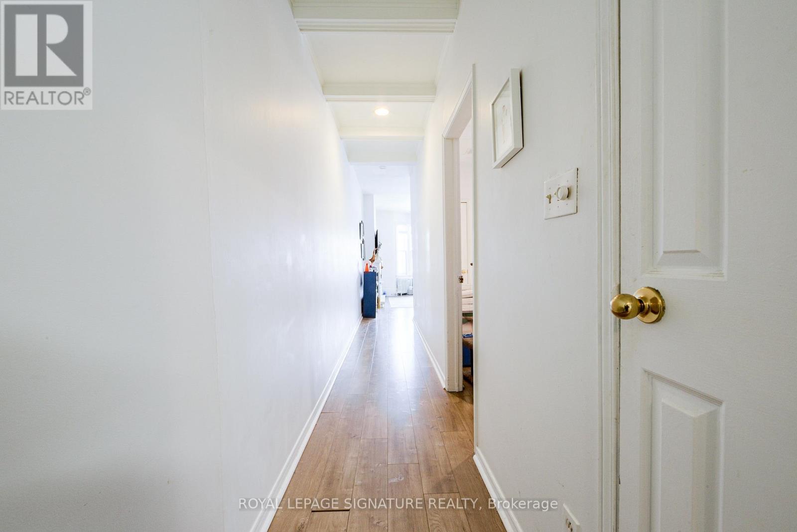 Main - 8 St Annes Road, Toronto, Ontario  M6J 2C1 - Photo 11 - C12793372