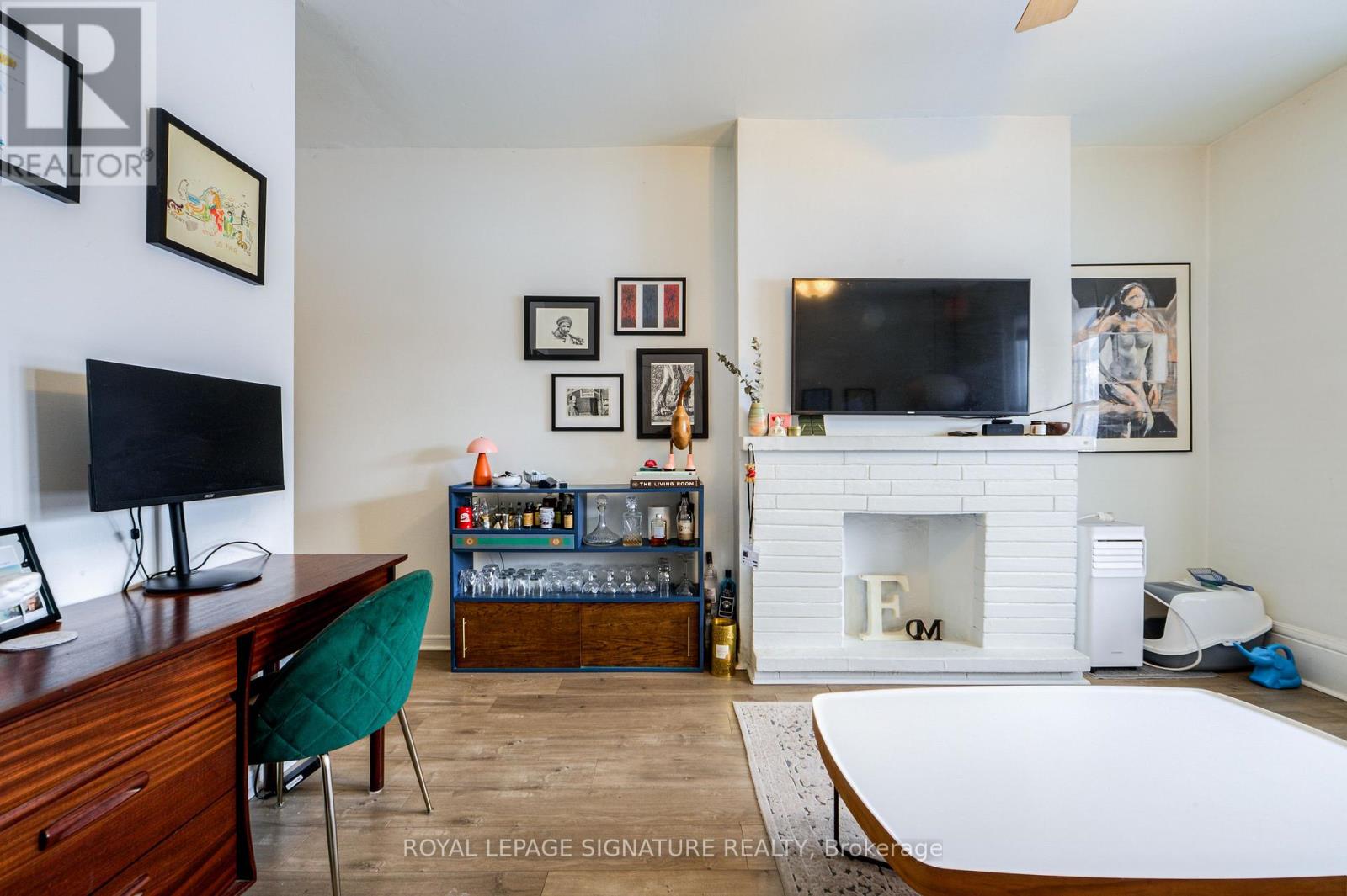 Main - 8 St Annes Road, Toronto, Ontario  M6J 2C1 - Photo 4 - C12793372