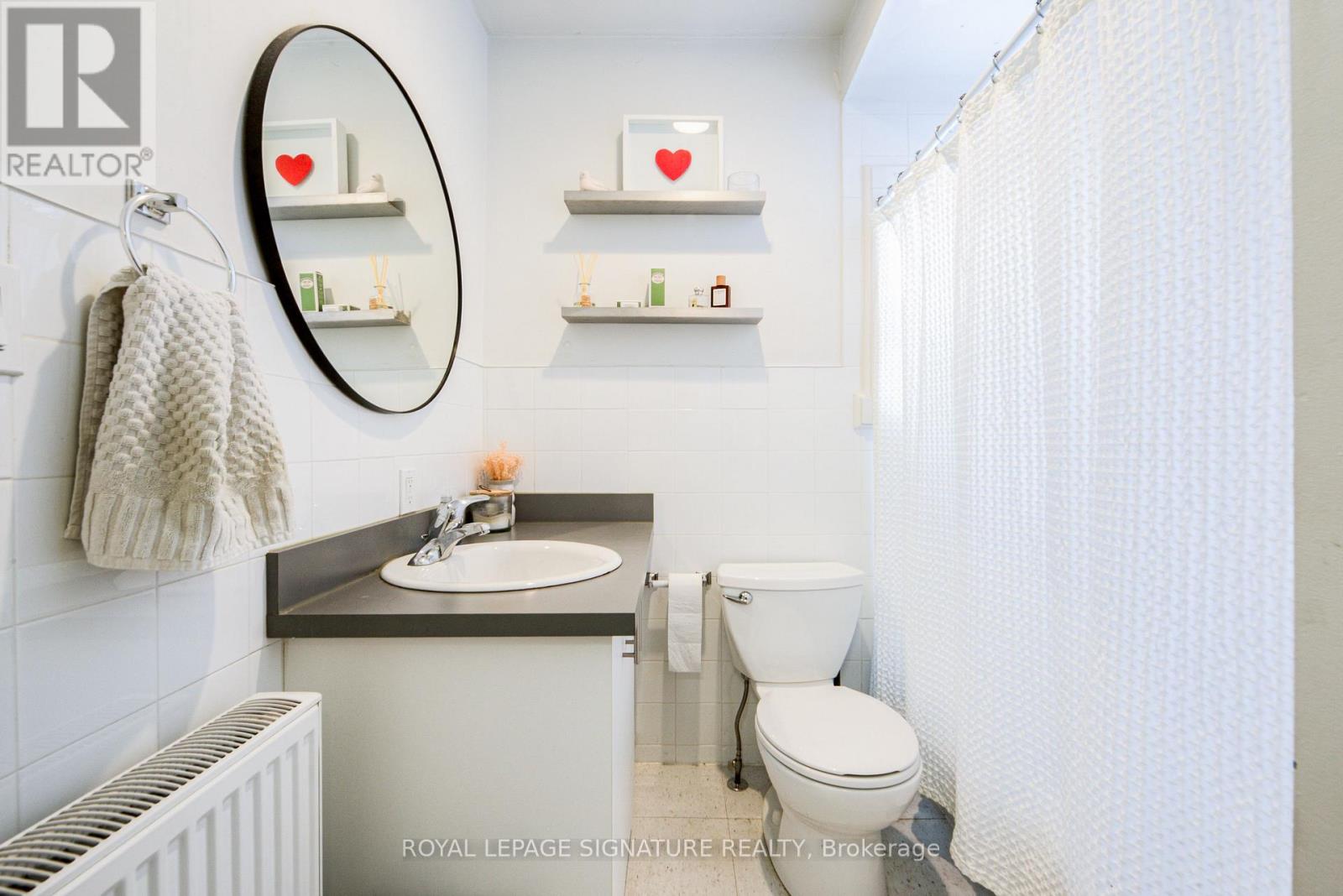 Main - 8 St Annes Road, Toronto, Ontario  M6J 2C1 - Photo 16 - C12793372