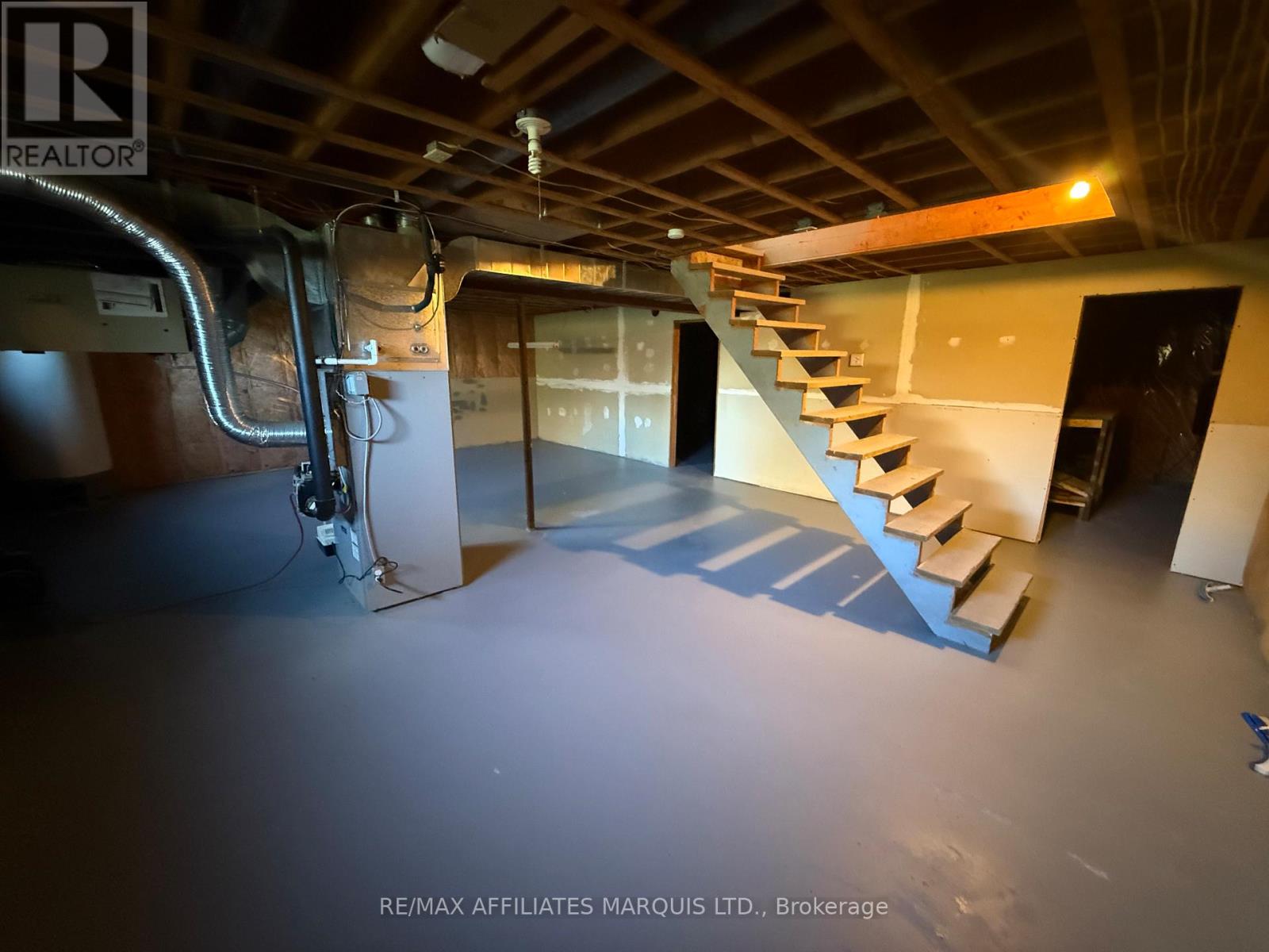 16855 County Rd 18 Road, South Stormont, Ontario  K0C 2A0 - Photo 22 - X12793514