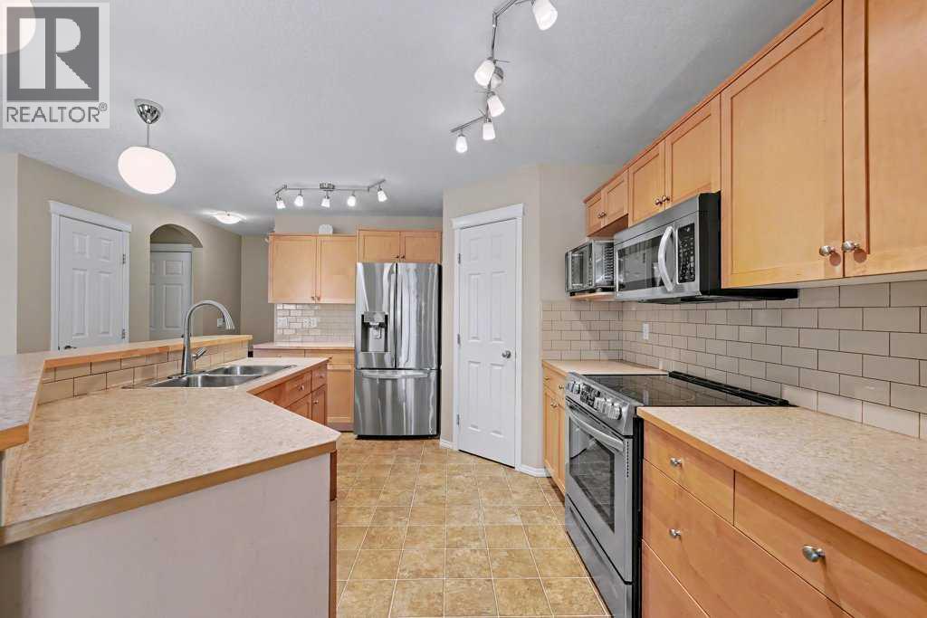 19 Copperfield Crescent Se, Calgary, Alberta  T2Z 4L5 - Photo 5 - A2286664