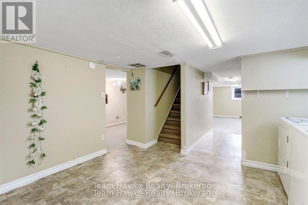 264 Kingfisher Avenue, Tay, Ontario  L0K 1R0 - Photo 22 - S12793668