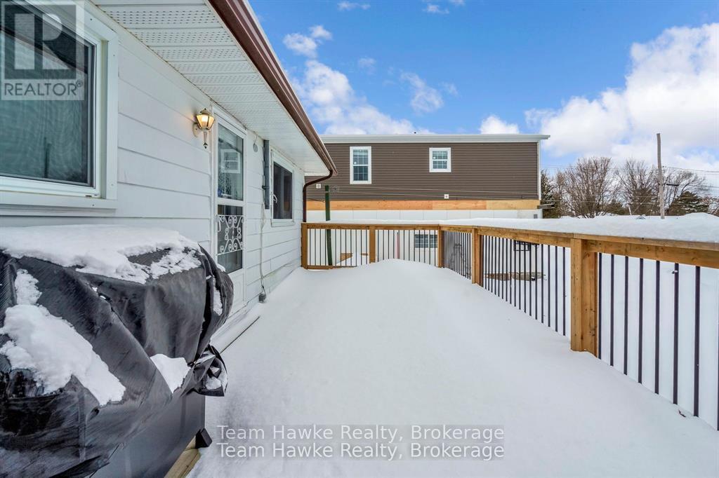 264 Kingfisher Avenue, Tay, Ontario  L0K 1R0 - Photo 30 - S12793668