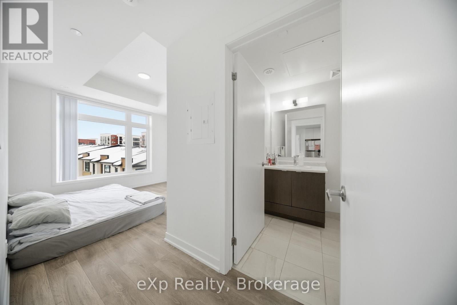 410 - 160 Canon Jackson Drive, Toronto, Ontario  M6M 0B6 - Photo 21 - W12793722