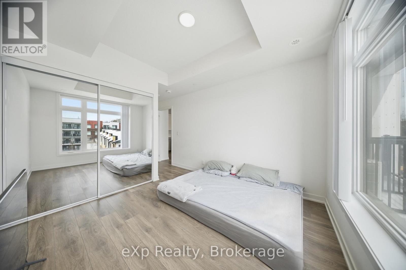 410 - 160 Canon Jackson Drive, Toronto, Ontario  M6M 0B6 - Photo 24 - W12793722