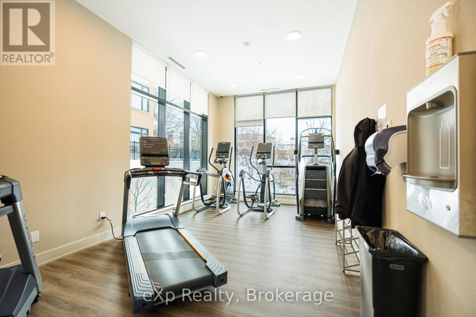 410 - 160 Canon Jackson Drive, Toronto, Ontario  M6M 0B6 - Photo 30 - W12793722