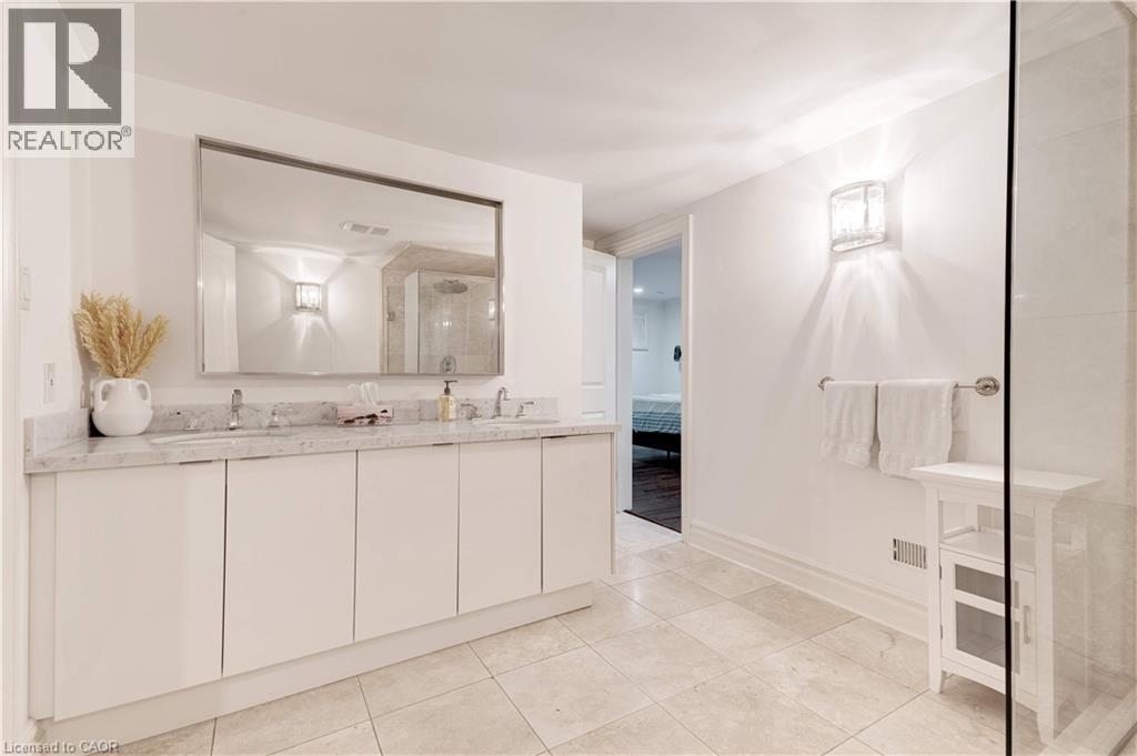 4410 Lakeshore Road, Burlington, Ontario  L7L 1B4 - Photo 37 - 40805538