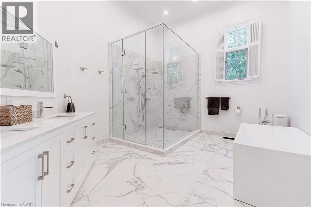 4410 Lakeshore Road, Burlington, Ontario  L7L 1B4 - Photo 6 - 40805538