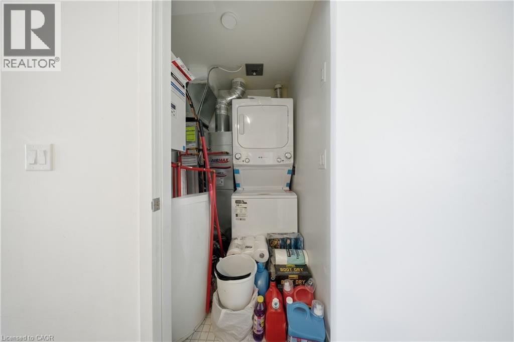 160 Canon Jackson Drive Unit# 410, Toronto, Ontario  M6M 0B6 - Photo 25 - 40805285