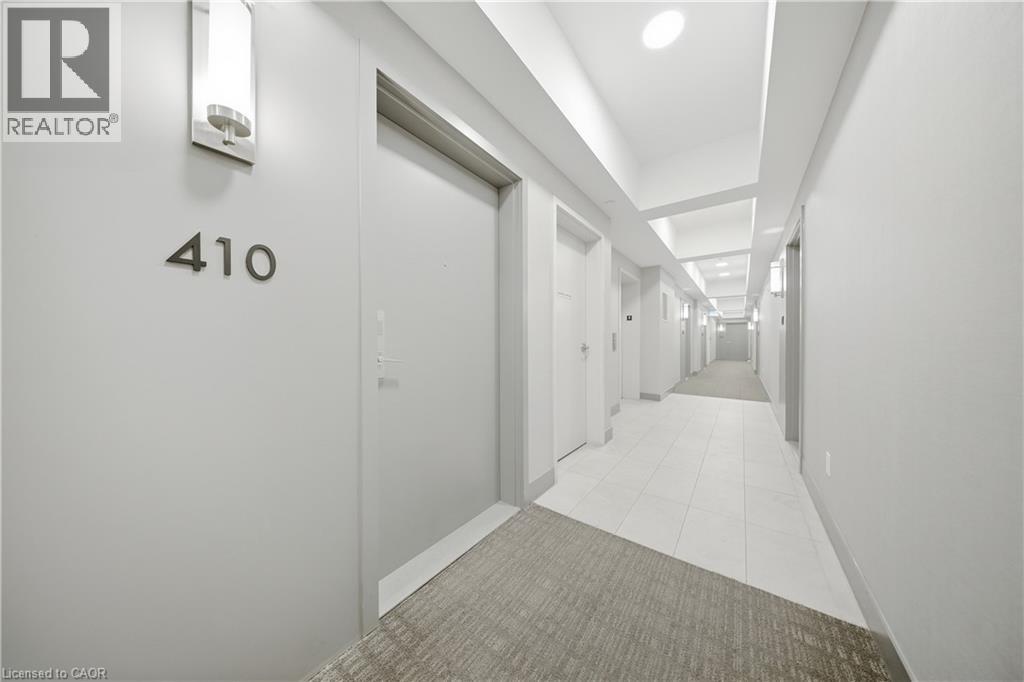 160 Canon Jackson Drive Unit# 410, Toronto, Ontario  M6M 0B6 - Photo 8 - 40805285