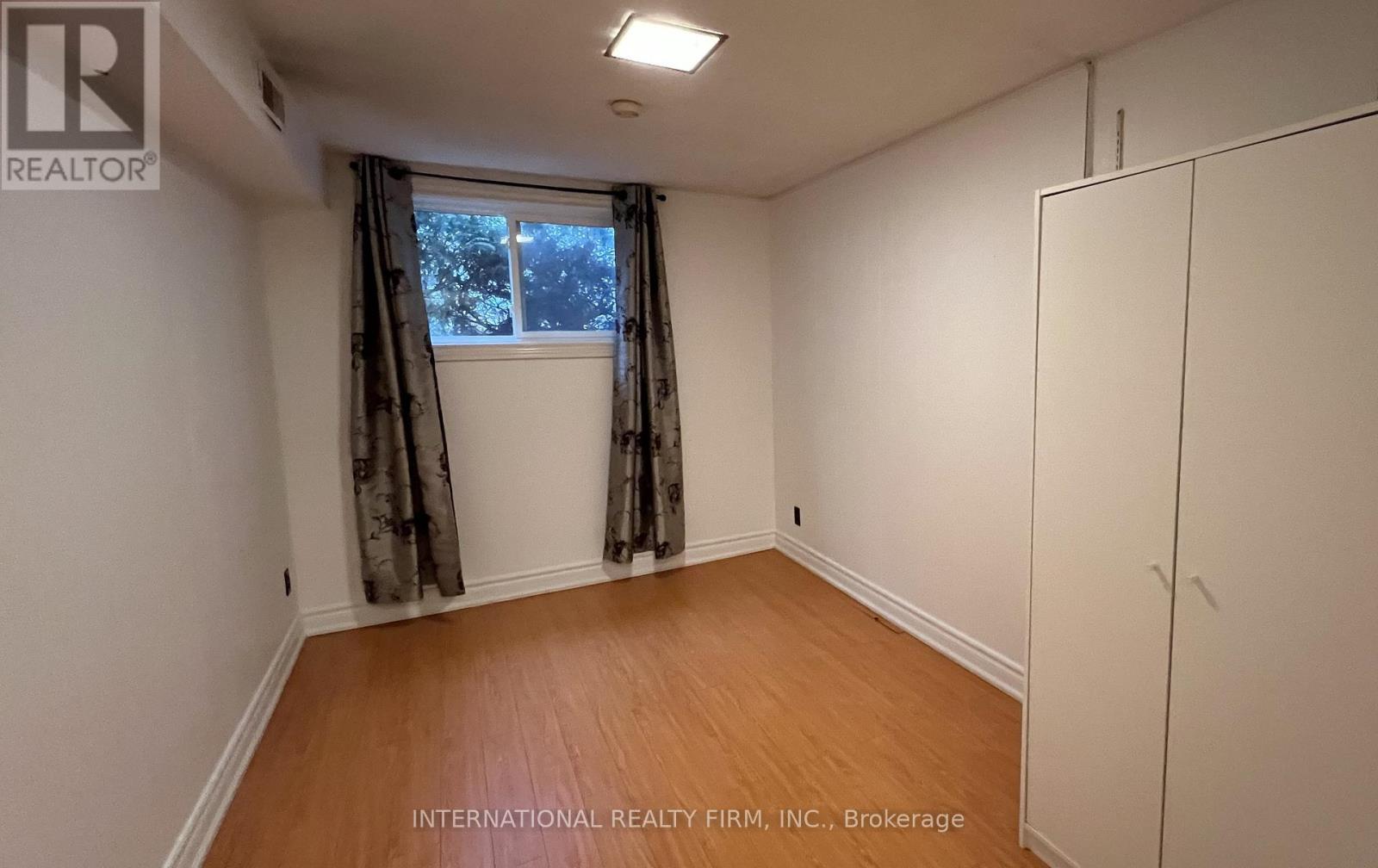 Lower Unit - 11 Misthollow Square, Toronto, Ontario  M1E 4P3 - Photo 5 - E12691800