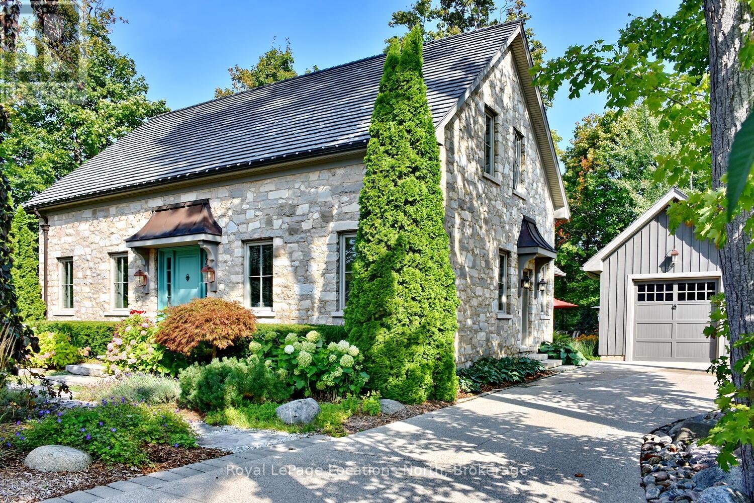 107 STUART COURT, Blue Mountains, Ontario