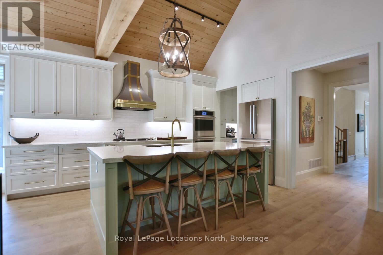 107 Stuart Court, Blue Mountains, Ontario  N0H 2P0 - Photo 15 - X12793452