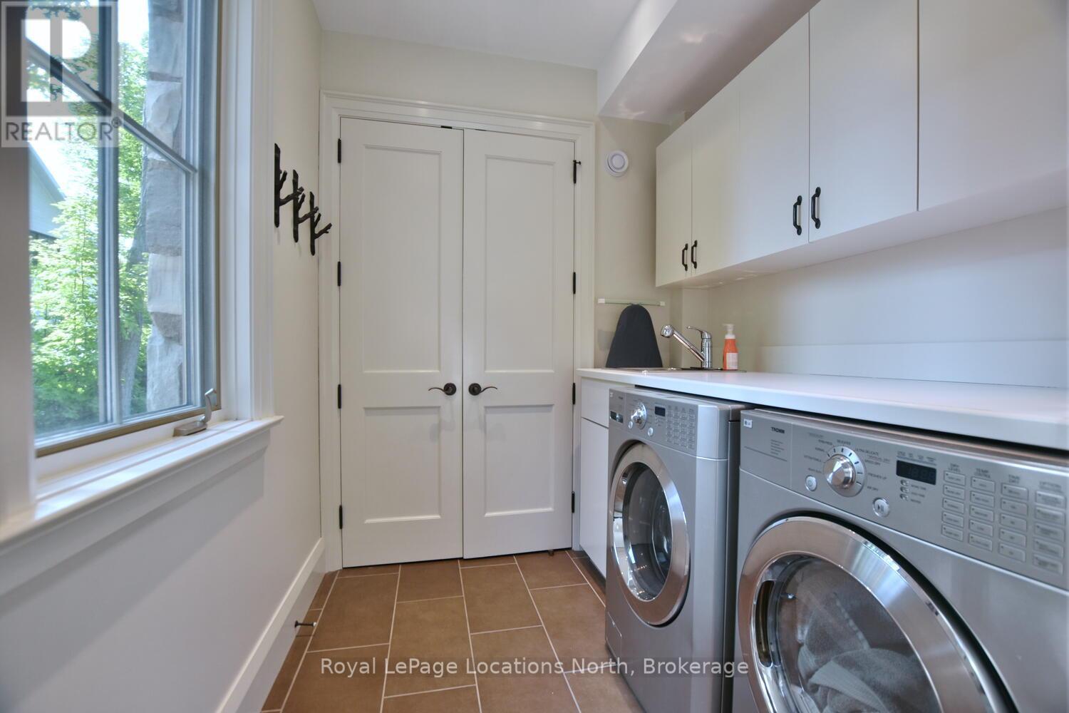 107 Stuart Court, Blue Mountains, Ontario  N0H 2P0 - Photo 19 - X12793452