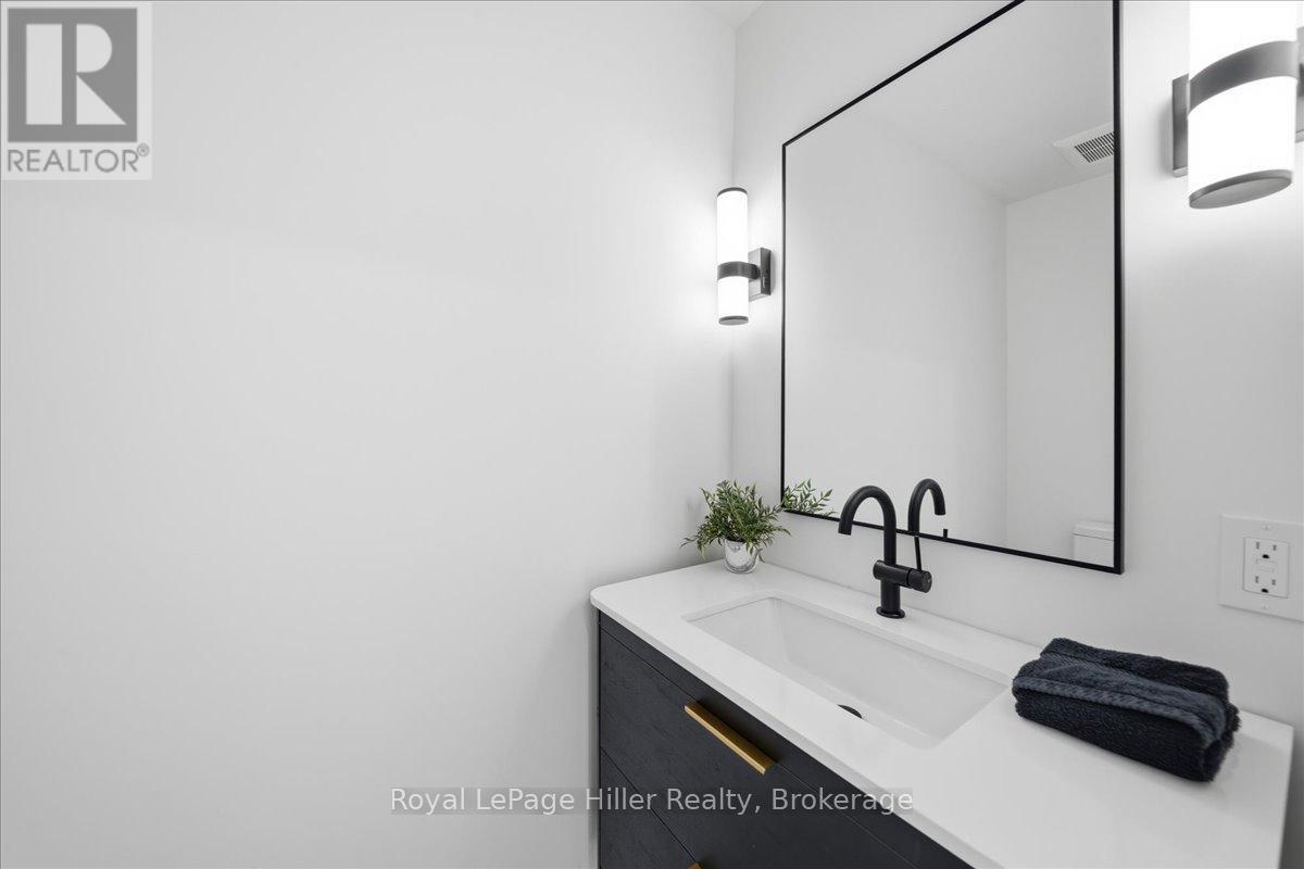 91 Dufferin Street, Stratford, Ontario  N5A 2G7 - Photo 15 - X12793568