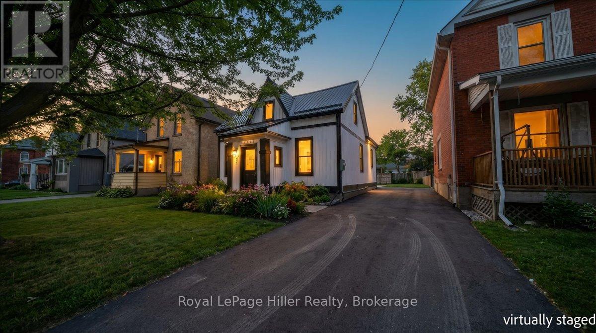 91 Dufferin Street, Stratford, Ontario  N5A 2G7 - Photo 2 - X12793568