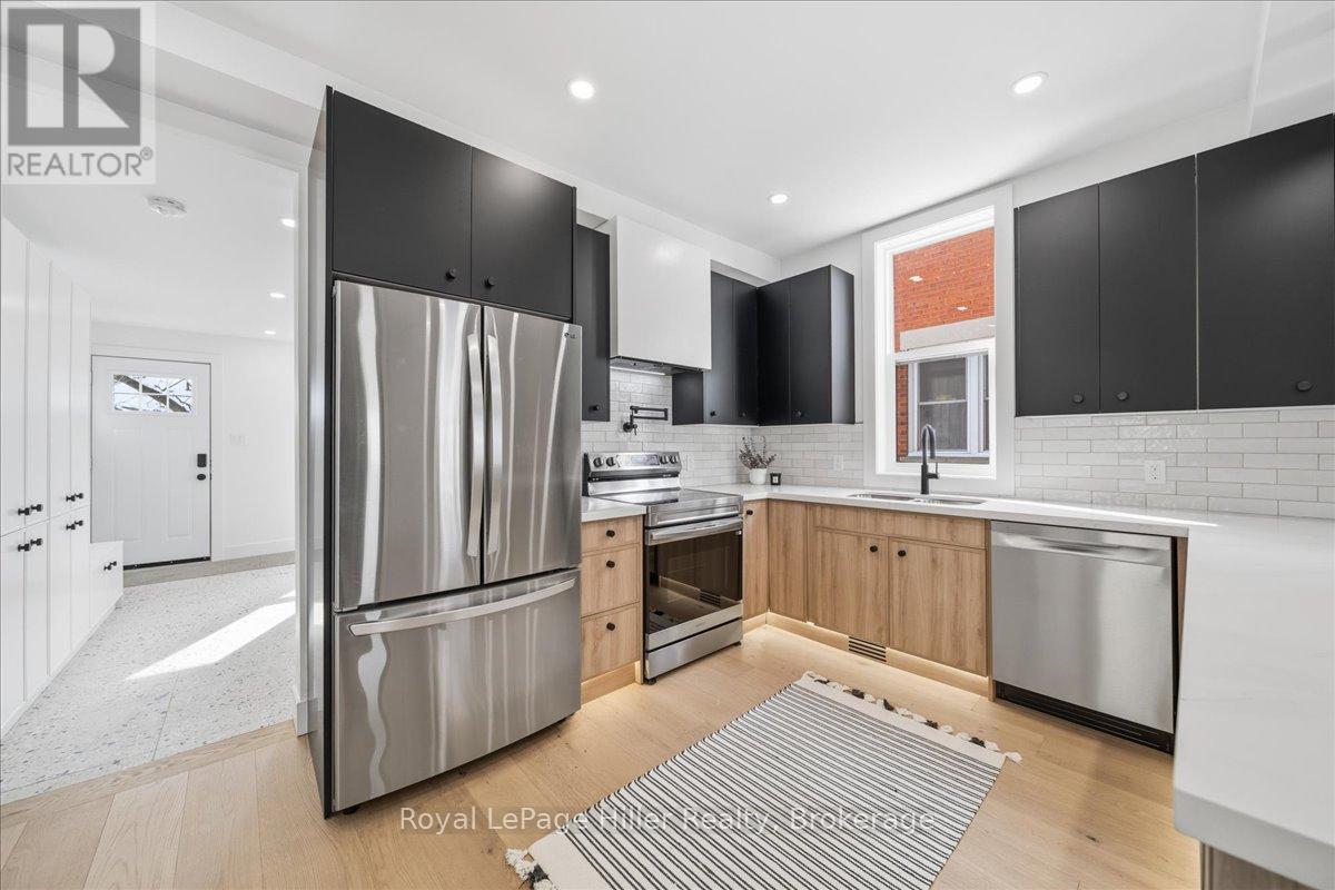 91 Dufferin Street, Stratford, Ontario  N5A 2G7 - Photo 20 - X12793568