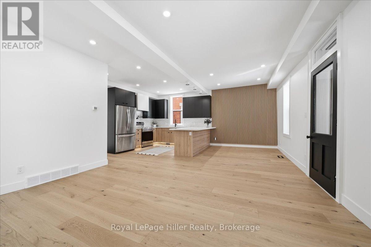 91 Dufferin Street, Stratford, Ontario  N5A 2G7 - Photo 29 - X12793568