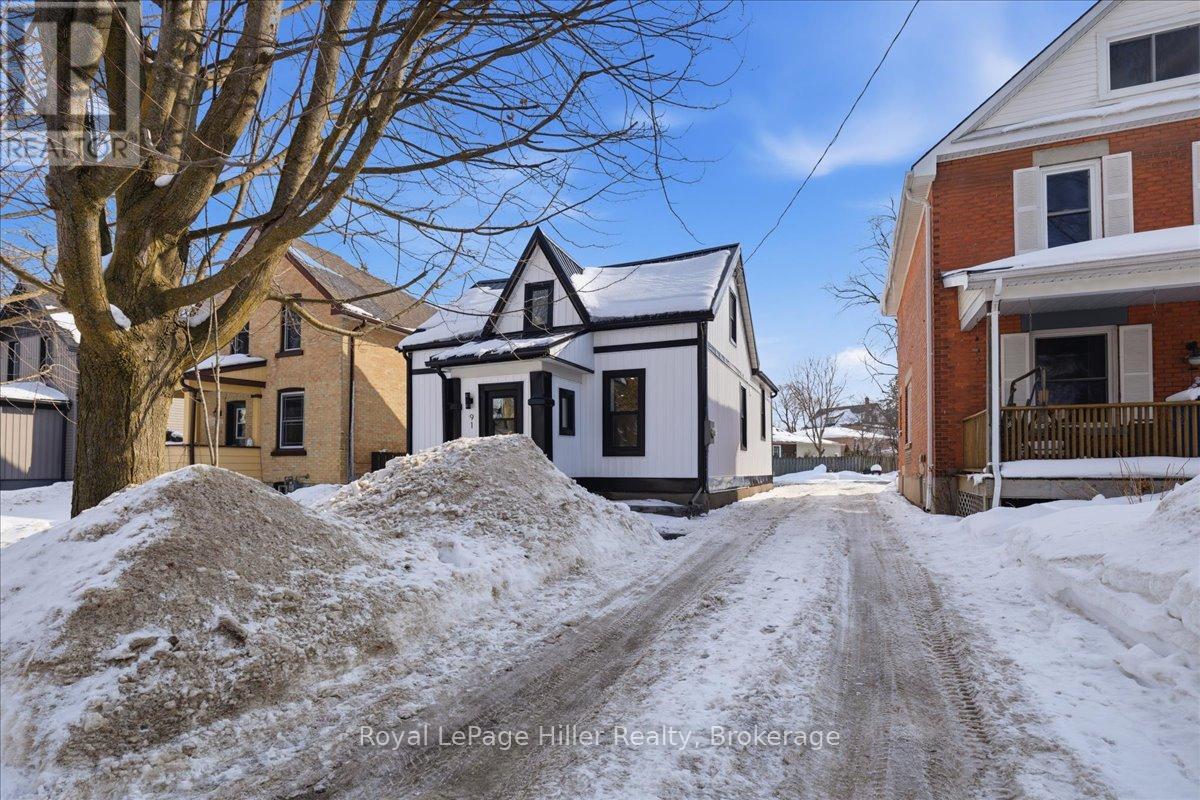 91 Dufferin Street, Stratford, Ontario  N5A 2G7 - Photo 3 - X12793568